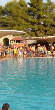 POOL PARTY (6)